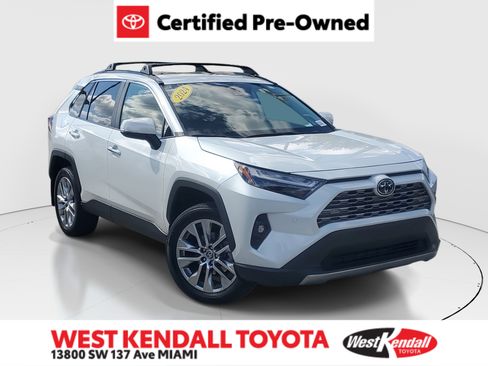 Used 2024 Toyota RAV4 Limited image 1