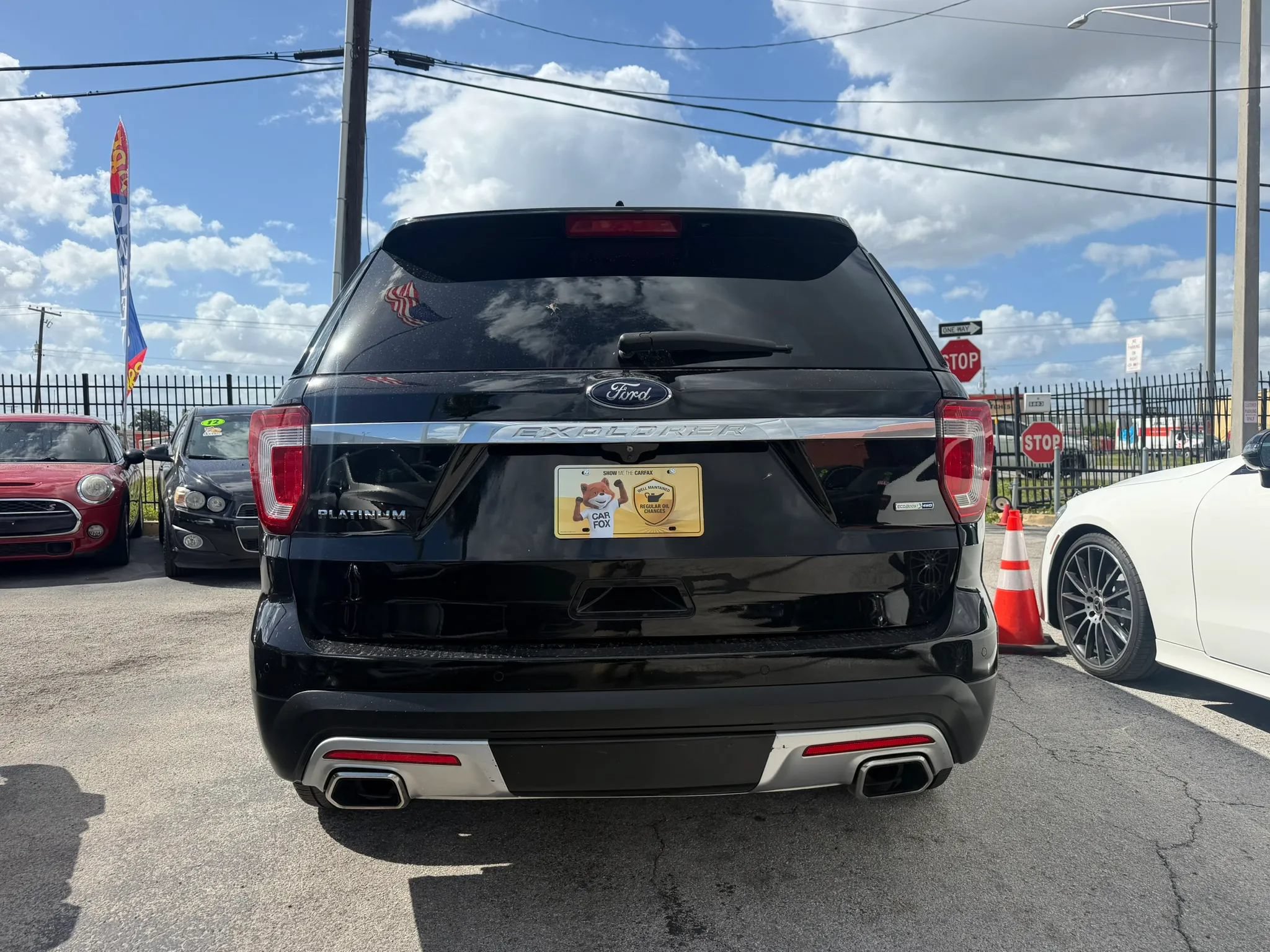 Used 2016 Ford Explorer Platinum AWD/4WD image 5