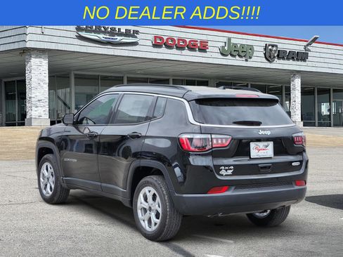 New 2026 Jeep Compass Latitude AWD/4WD image 4