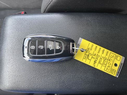 Used 2021 Ford EcoSport SE FWD image 34