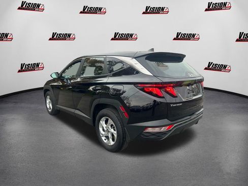 Certified 2024 Hyundai Tucson SE image 7