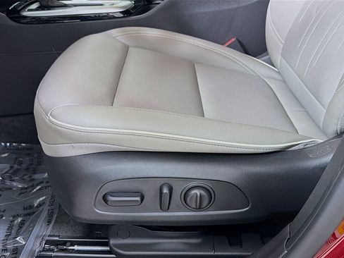 Used 2024 Buick Envista Avenir image 22