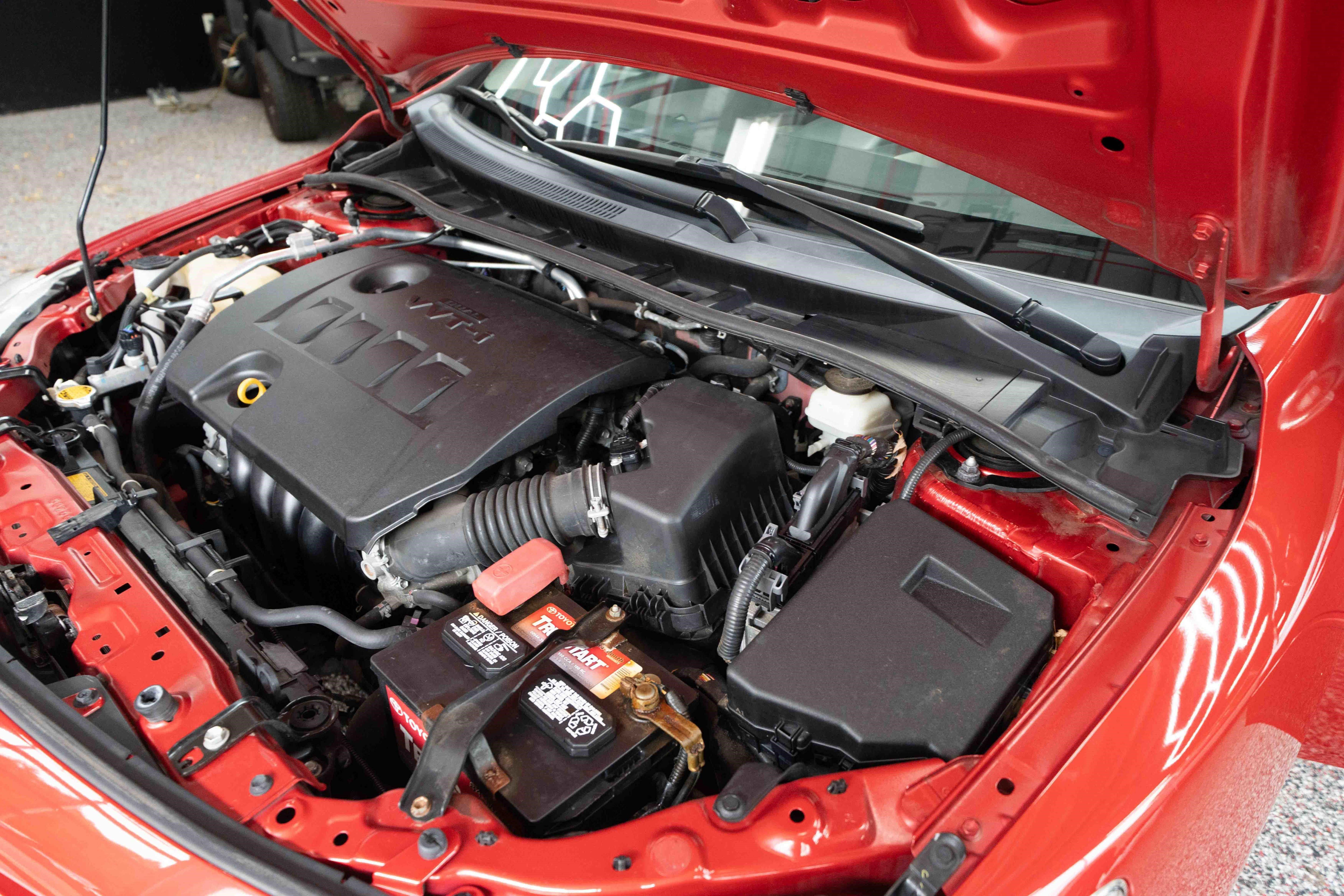 Used 2013 Toyota Corolla LE FWD image 32