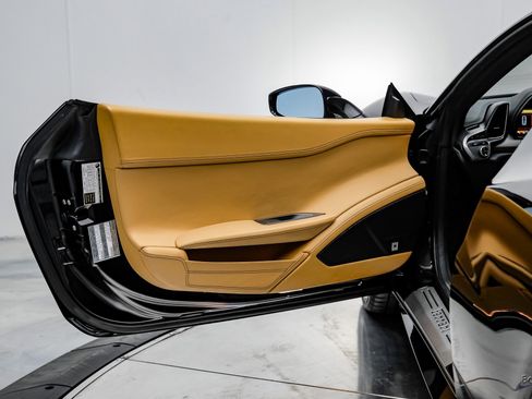 Used 2012 Ferrari 458 Italia Coupe image 77