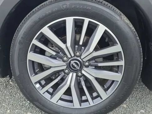 Used 2023 Nissan Kicks SV w/ Interior Electronics Package FWD image 43