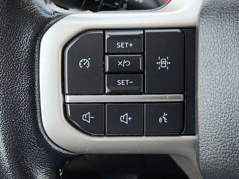 Used 2022 Ford Expedition XLT RWD image 14