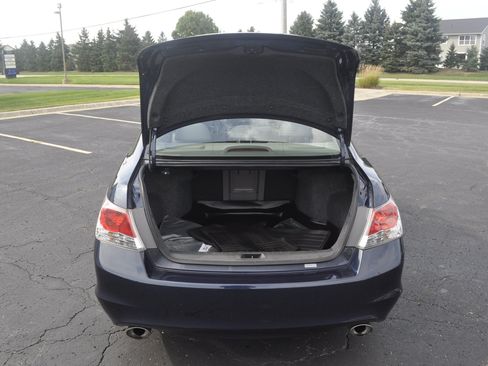 Used 2010 Honda Accord EX-L image 9