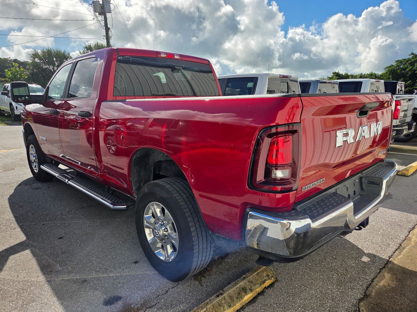 Used 2026 RAM 2500 Big Horn AWD/4WD image 4
