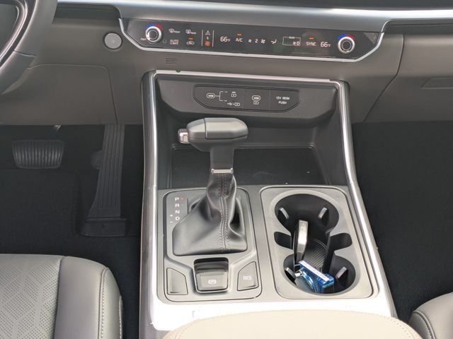 New 2027 Kia Carnival FWD image 19