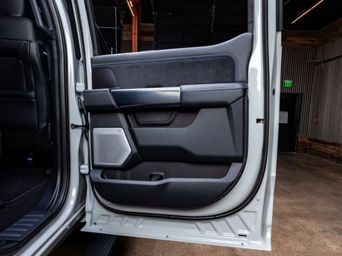 Used 2026 Ford F250 Platinum image 39