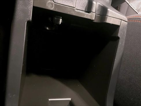 Used 2023 Subaru Crosstrek 2.0i Premium image 27