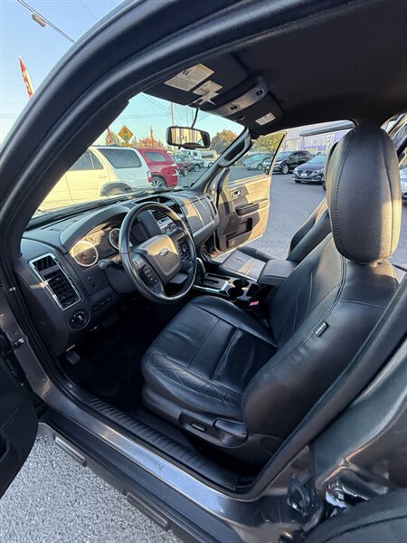 Used 2012 Ford Escape Limited AWD/4WD image 25