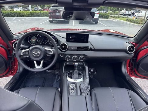 Certified 2025 MAZDA MX-5 Miata RF Grand Touring RWD image 35