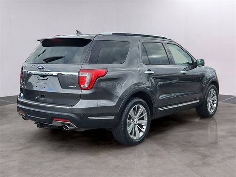 Used 2018 Ford Explorer Limited image 4