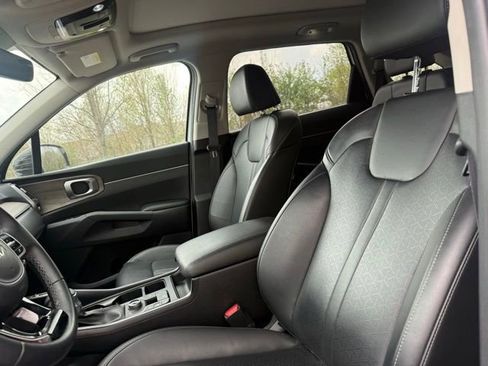 Used 2023 Kia Sorento X-Line EX image 12