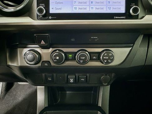 Used 2020 Toyota Tacoma SR5 image 15