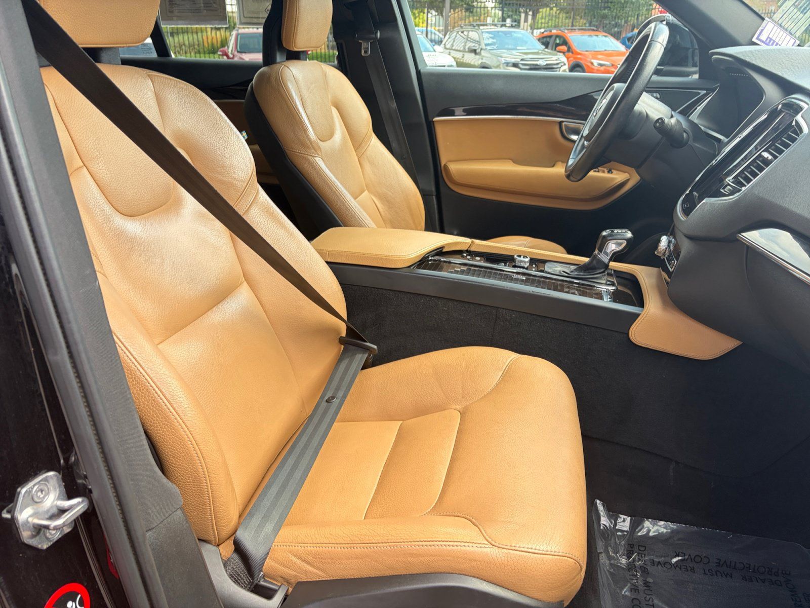 Used 2017 Volvo XC90 T6 Momentum w/ Vision Package AWD/4WD image 31
