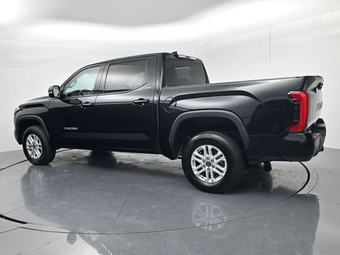 Used 2023 Toyota Tundra SR5 w/ SR5 Premium Package AWD/4WD image 5