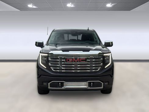 Used 2024 GMC Sierra 1500 Denali w/ Denali Reserve Package AWD/4WD image 6