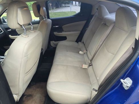 Used 2014 Dodge Avenger SE FWD image 15