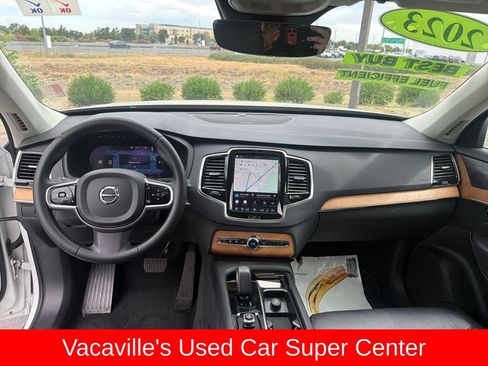 Used 2023 Volvo XC90 T8 Plus AWD/4WD image 12