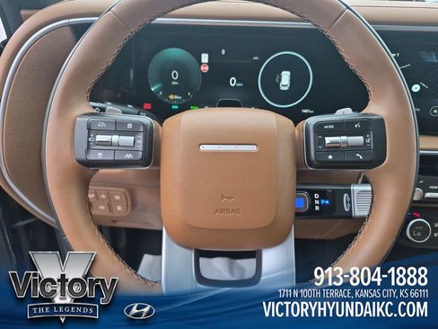 Used 2026 Hyundai Palisade Calligraphy FWD image 14