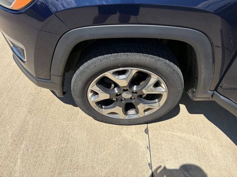 Used 2019 Jeep Compass Limited AWD/4WD image 25