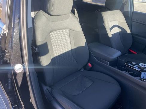 Used 2023 Kia Sportage LX AWD/4WD image 27