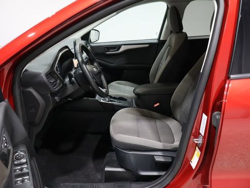 Used 2022 Ford Escape SE w/ Cold Weather Package image 10