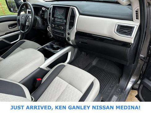 Certified 2024 Nissan Titan SV w/ SV Convenience Package image 20