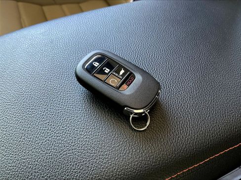 Used 2023 Honda CR-V Sport Touring image 32