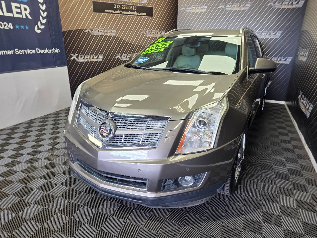 Used 2011 Cadillac SRX Premium FWD image 2