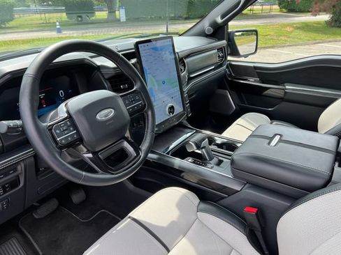 Used 2023 Ford F150 Lightning Platinum AWD/4WD image 18