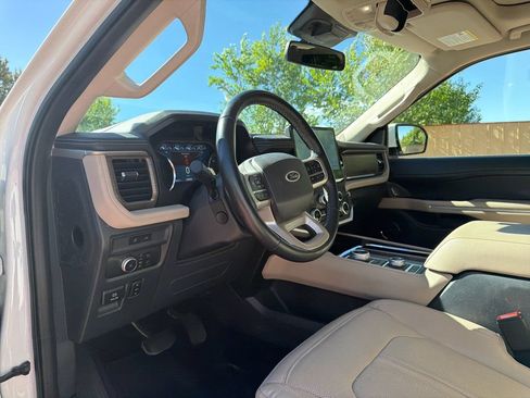 Used 2022 Ford Expedition Max Limited AWD/4WD image 14