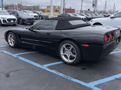 Used 2004 Chevrolet Corvette Convertible w/ Preferred Equipment Group RWD image 5