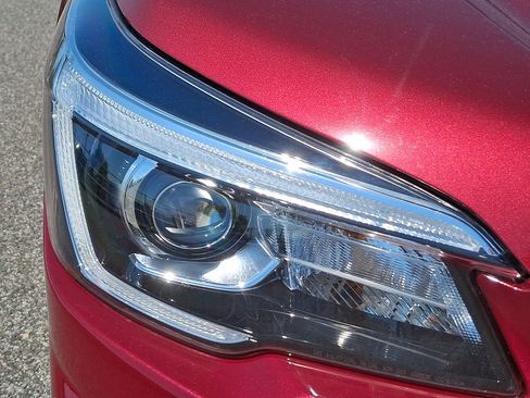 Used 2020 Subaru Forester Limited AWD/4WD image 9