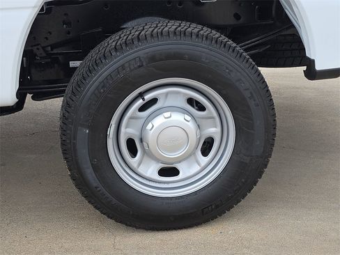 New 2026 Ford F250 XL image 24