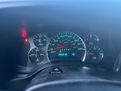 Used 2016 Chevrolet Express 3500 LT w/ LT Preferred Equipment Group image 16