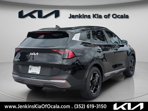 New 2026 Kia Sportage EX FWD image 3