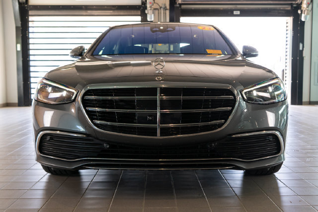 Certified 2023 Mercedes-Benz S 500 4MATIC image 2
