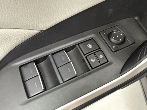 New 2025 Toyota RAV4 XLE w/ Convenience Package image 28
