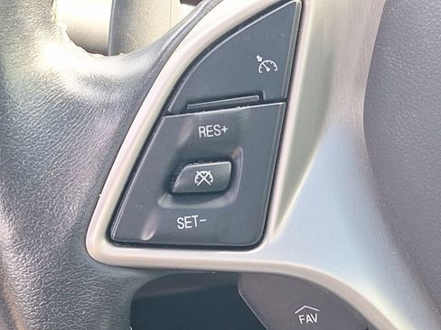 Certified 2018 Chevrolet Corvette Stingray Coupe w/ Z51 1LT image 32