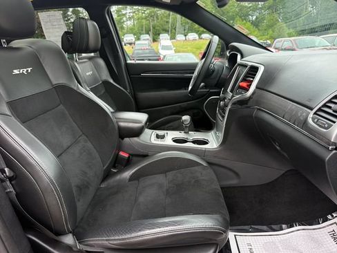 Used 2015 Jeep Grand Cherokee SRT AWD/4WD image 28
