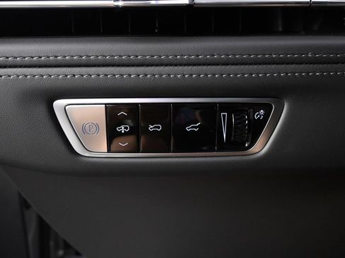 New 2026 Cadillac Escalade IQ Sport 2 w/ LPO, ONYX Package AWD/4WD image 25