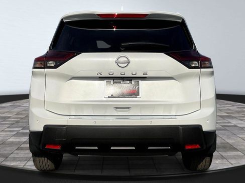 New 2026 Nissan Rogue SV image 5