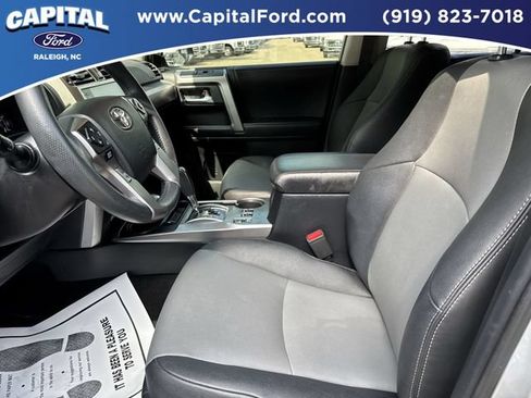 Used 2021 Toyota 4Runner SR5 Premium w/ Moonroof Package AWD/4WD image 19
