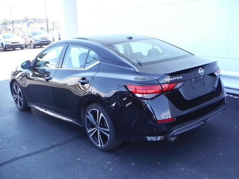 Used 2022 Nissan Sentra SR w/ SR Premium Package FWD image 9