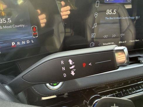 New 2026 Chevrolet Equinox LT w/ Convenience Package II image 14