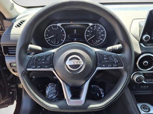 Used 2024 Nissan Sentra SV FWD image 13