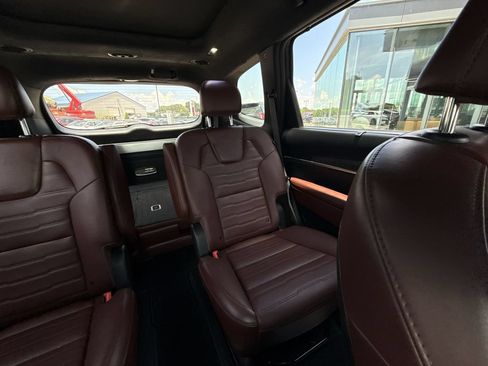 Used 2024 Kia Telluride SX Prestige AWD/4WD image 14